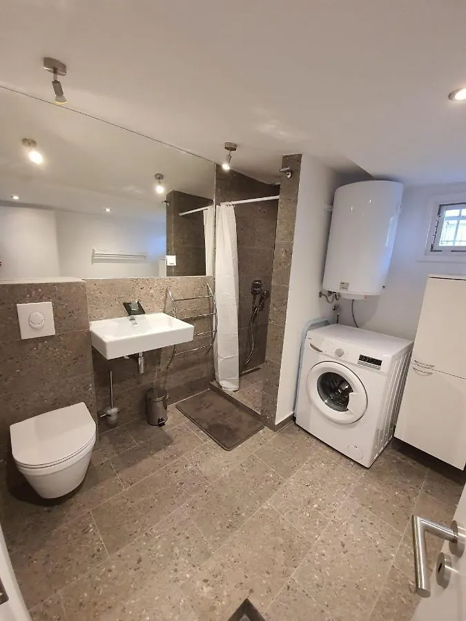 Nice 2 Bedroom Apartment Near City Center Rijeka