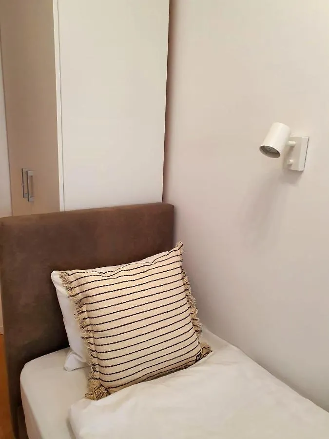 Nice 2 Bedroom Apartment Near City Center Rijeka